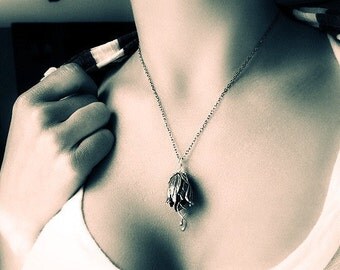 Handmade Single oxidized silver tulip flower, floral drop necklace, elegant bridal, detailed flower necklace