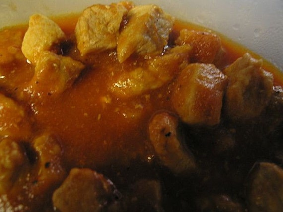 Carne En Salsa Roja