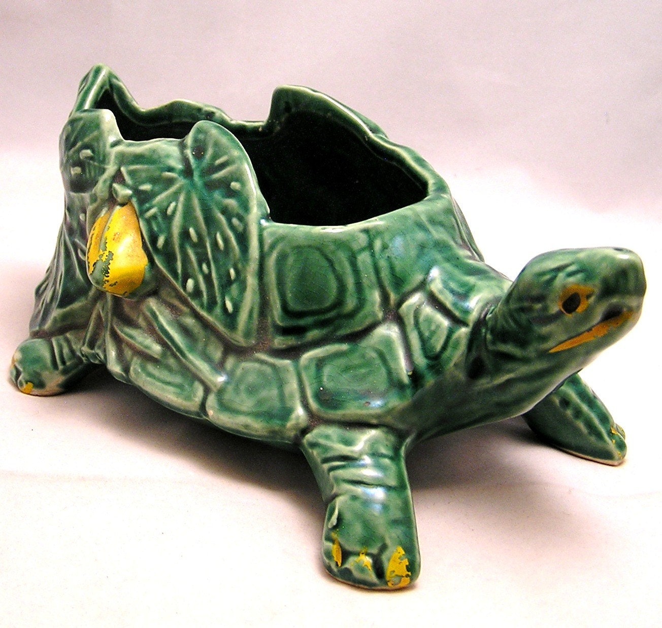 Vintage McCoy Turtle and Lilypad Leaves Planter. Green and