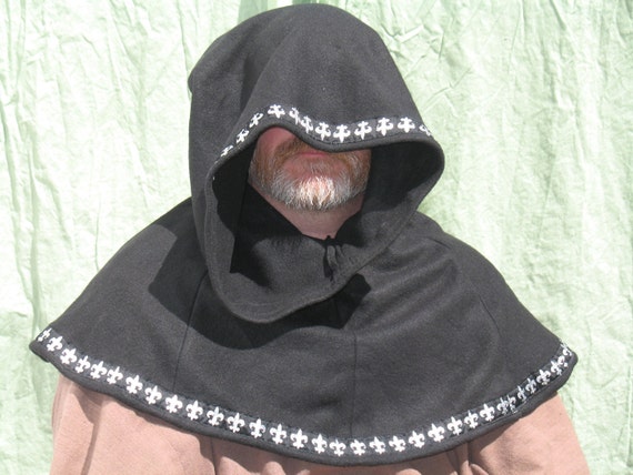 Black Medieval Hood / Liripipe Hood w Fleur de by TheCatAndCandle