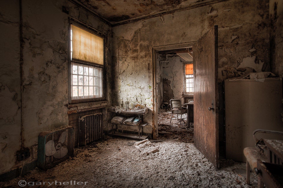 what-once-was-old-room-abandoned-asylum-hdr-photograph