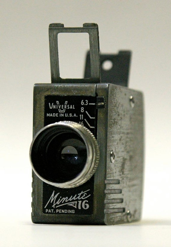 Vintage Universal Minute 16 mini camera 1949 RESERVED LISTING