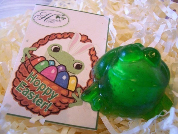 Easter Basket Treat Toy - 1 FIZZING FROG Soap with Easter card tag - Spring Celebration Il_570xn