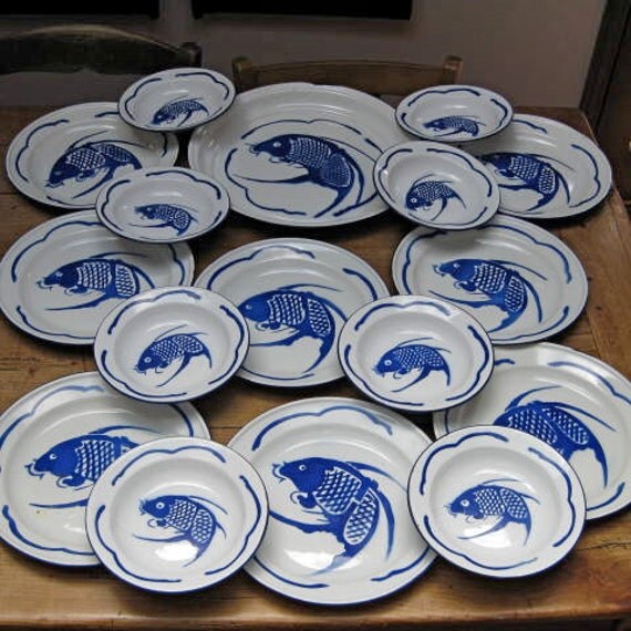 17pc Enamelware Dinner Set