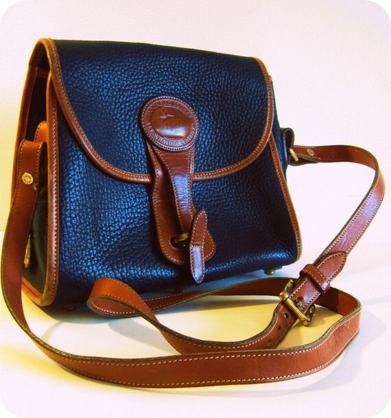 vintage purse Dooney and Bourke navy leather by ninedoorsvintage