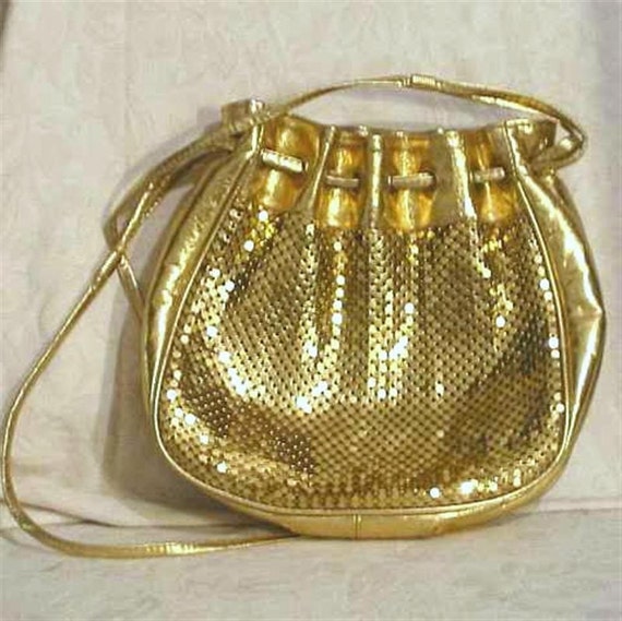 la regale gold purse