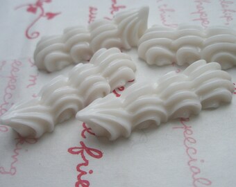 sale Long WHITE Whipped Cream Cabochons 4pcs