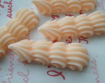 sale Long Peachy Whipped Cream Cabochons 4pcs
