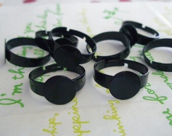 PAINTED Adjustable rings with blank 10mm pad 8 rings Black