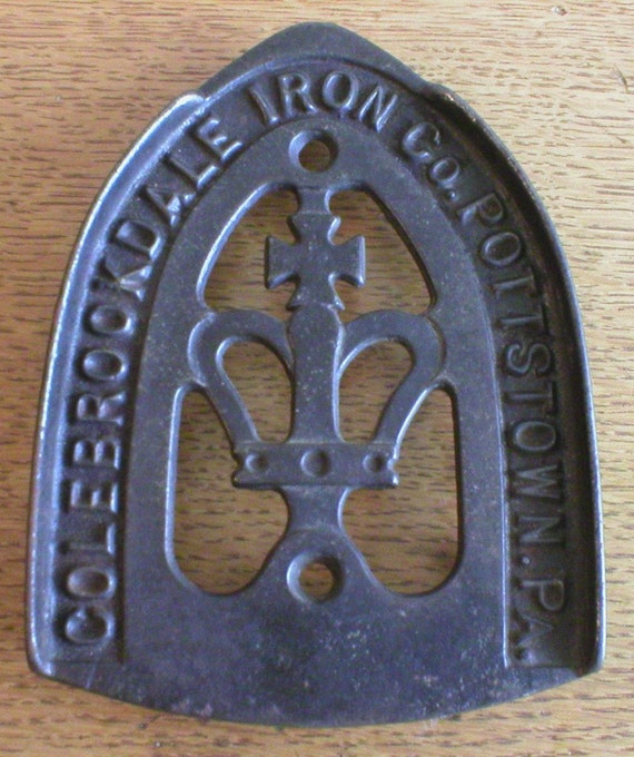 Black Sad Iron Trivet Colebrookdale Pa. Crown and Gothic Cross Design Steampunk Home Decor Vintage