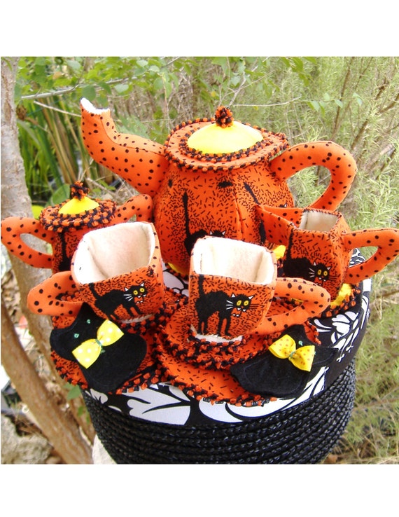 Items similar to Halloween Tea Set in Cloth on Etsy