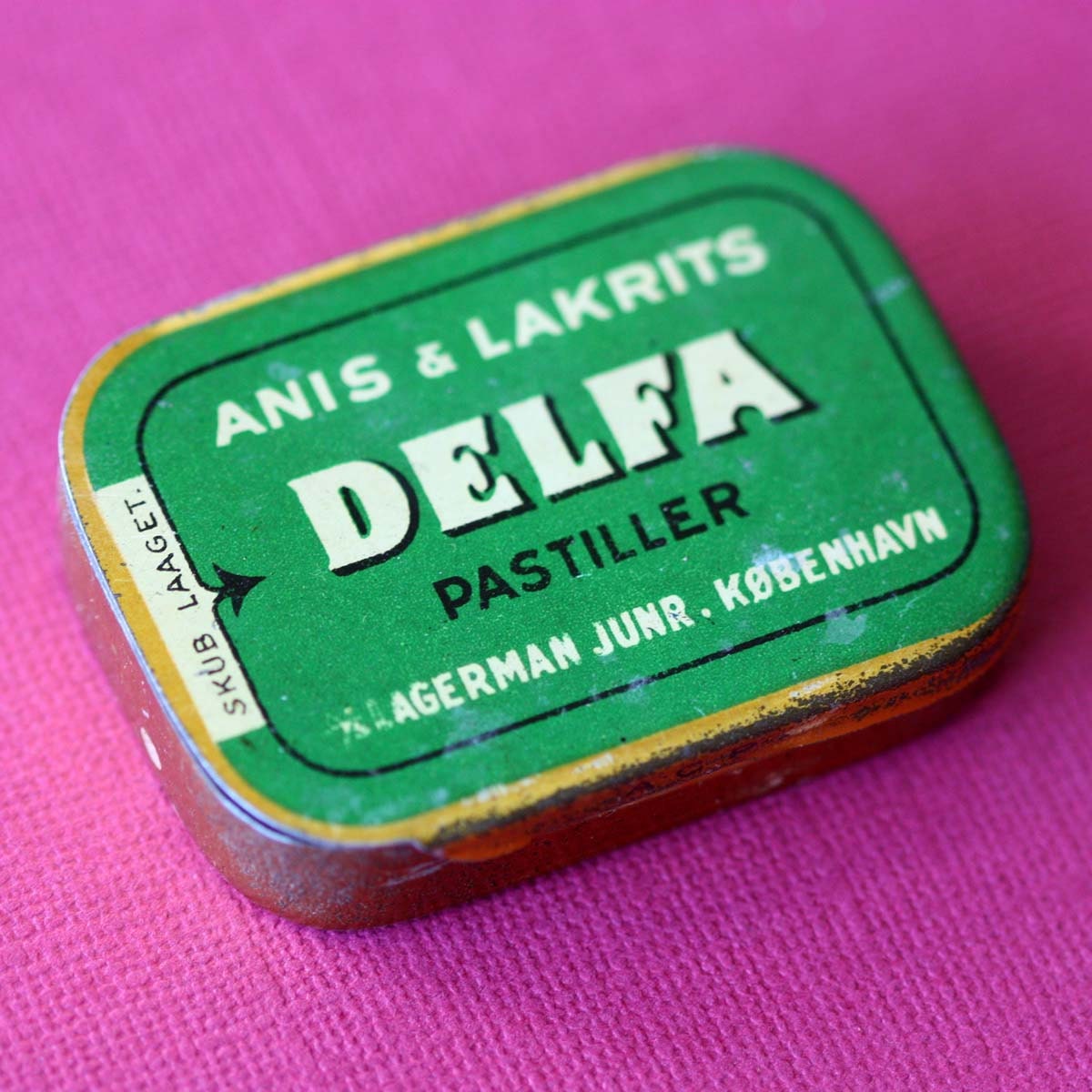 Small Dutch Delfa Brand Anise and Licorice Tin with Sliding