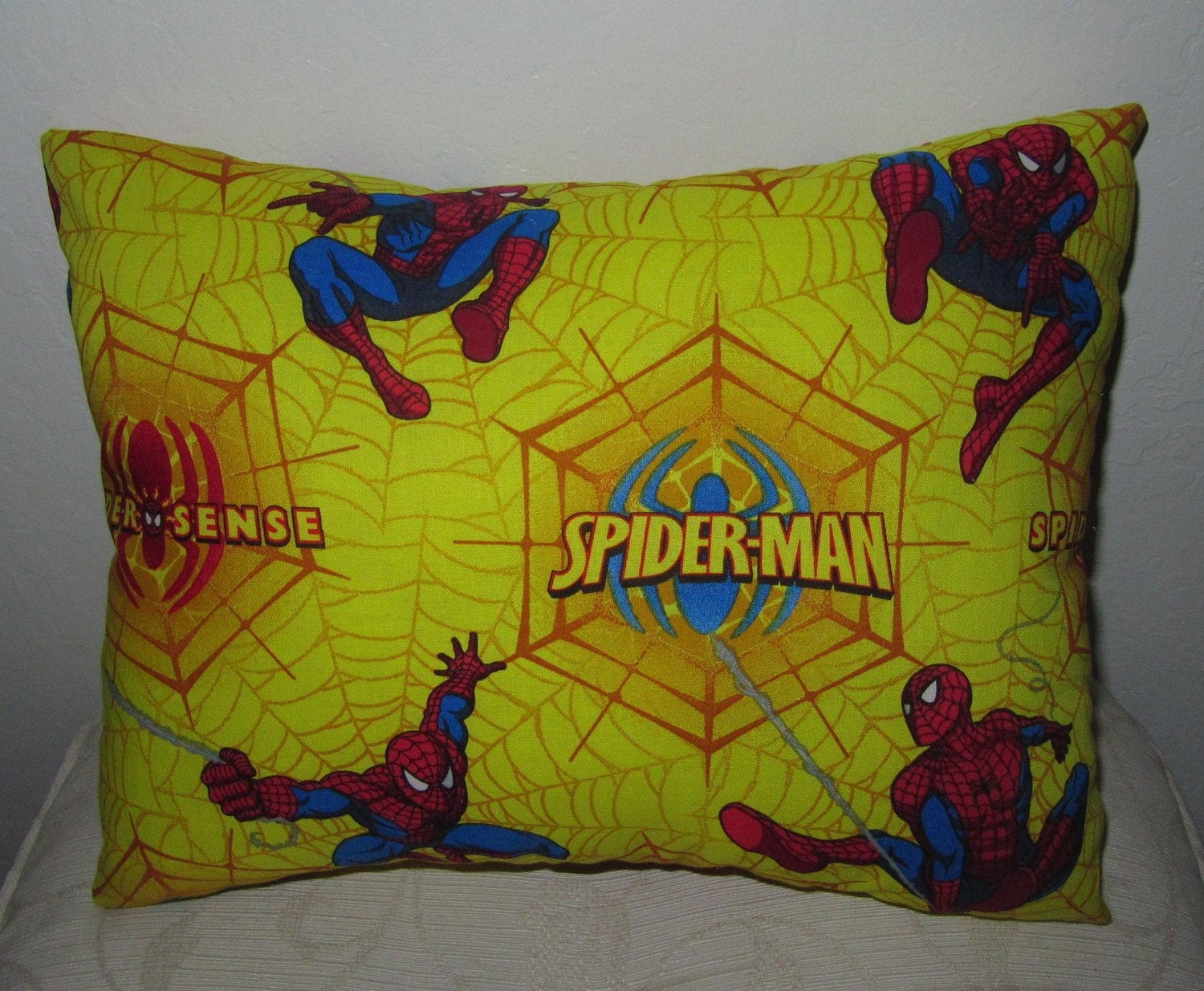 pillow pet spiderman