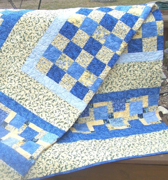 Sale French Country Shabby Chic Quilt twin/full 75 X 92