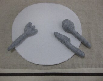 Felt flatware set (fork, knife and spoon)