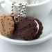 Scrumptious Sandwich Cookie Necklace