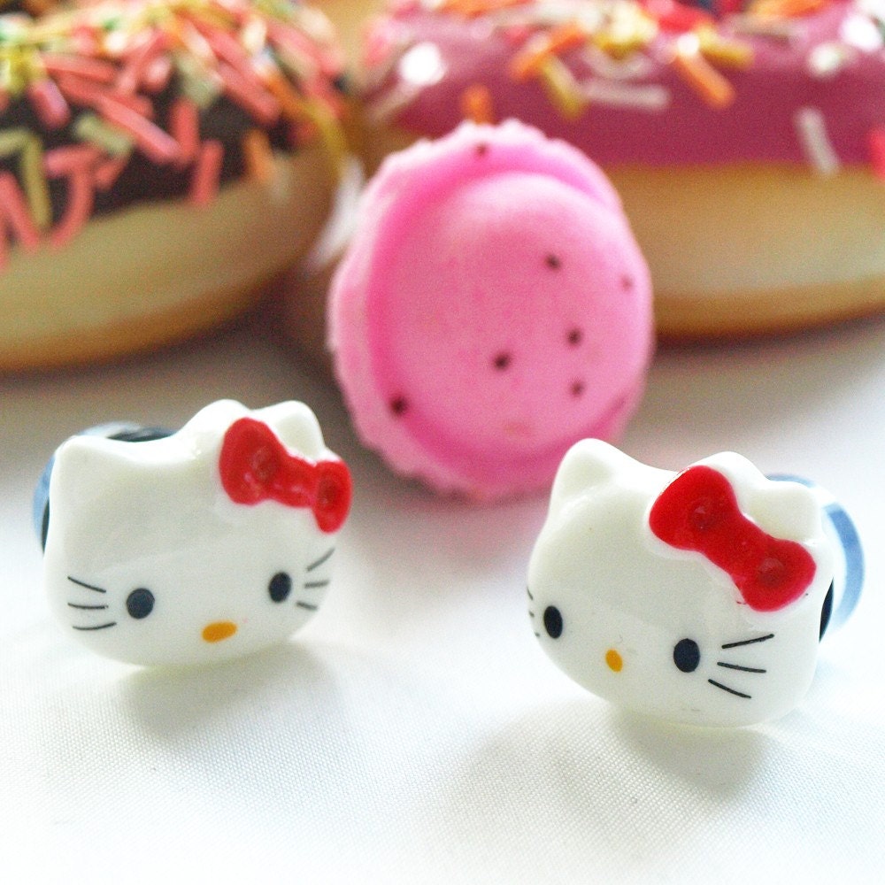 1/2 inch 12mm Hello Kitty Plugs gauge studs streched lobes