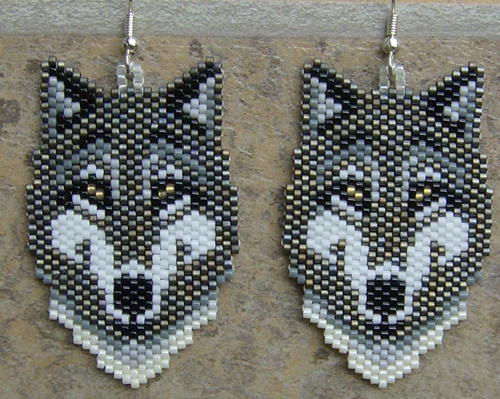 Download Native American Style Grey Wolf Earrings Hand Made Seed Beaded