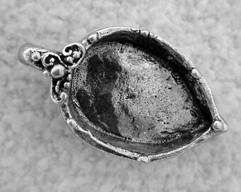 Green Girl Studios Pewter Enlightenment Bezel