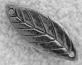 Green Girl Studios Pewter Love Life Leaf Link