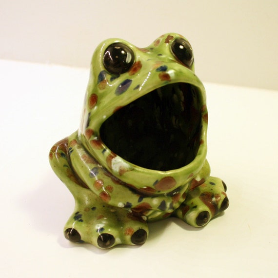 Vintage 70s Ceramic Sponge Holder Frog