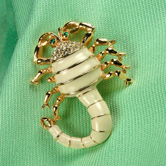 Vintage Scorpion Brooch Pin Gold Tone By Southernvintagegrace 