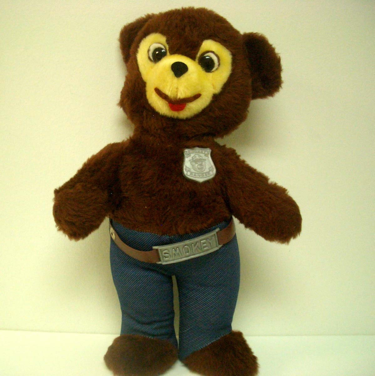 vintage knickerbocker bear