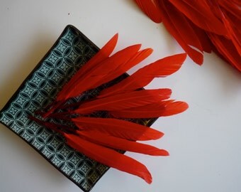 LOOSE BABY DUCK Feathers, Perfect for Beginners, Crimson Red / 2066