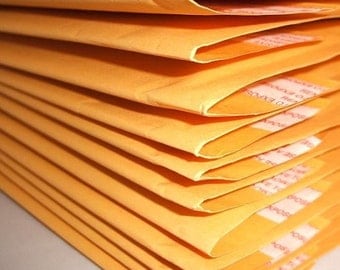 Bubble Mailer 100 pack - Size 0 or approx 6x10 - small, padded envelopes, shipping, mailing, shop supplies, self sealing, kraft, gold, brown