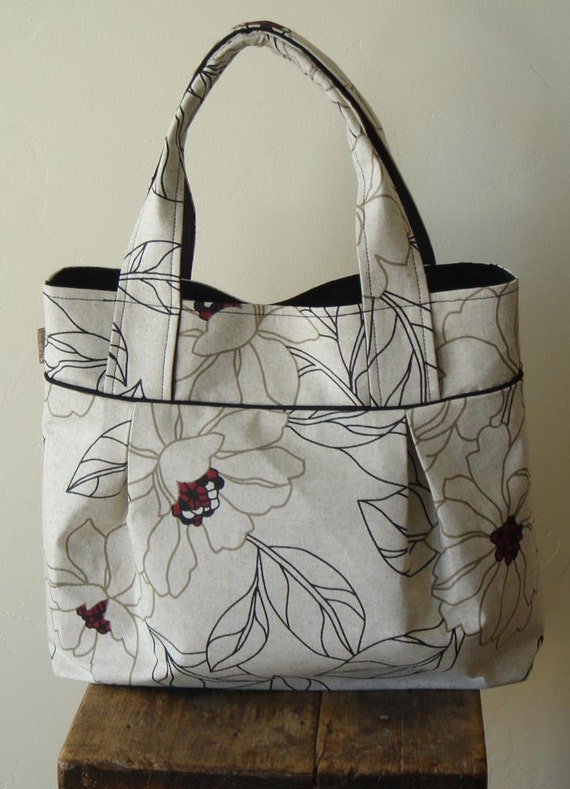 Items similar to Weekend Tote - Natural Floral on Etsy