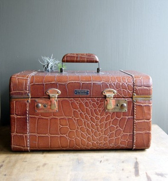 Reserved....Vintage Alligator Embossed Leather Train Case