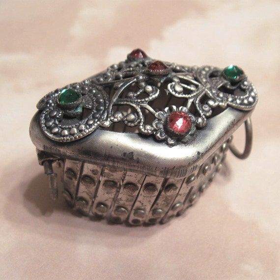 VINTAGE Gate Top Purse Closure