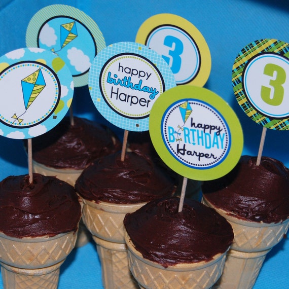 Items similar to Whimsical and fun kite printable cupcake toppers