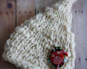Christmas Elf Hat, Christmas Baby Hat, Knit Newborn Hat, Baby Photo Prop Little Elf Hat