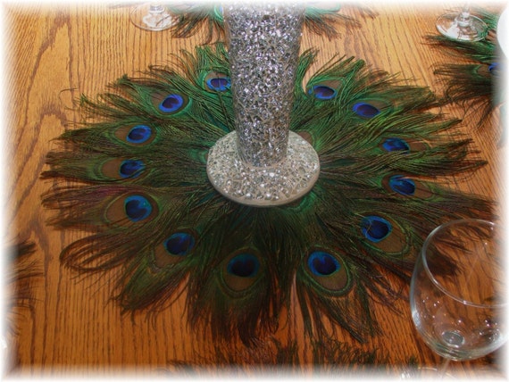 10 22 Peacock Feather Place Mat Or Centerpiece