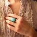 Summer of Love. vintage teal turquoise blue glass stone ring. adjustable band