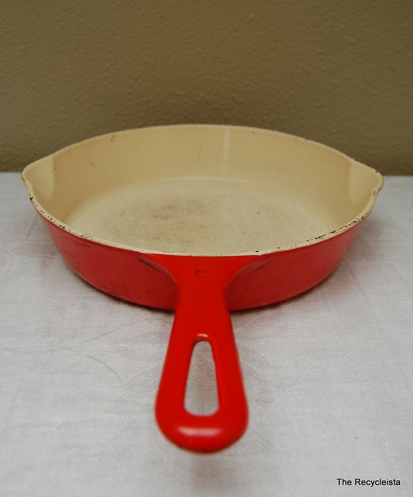 Vintage GRISWOLD Red Enamel Cast Iron Skillet Pan No 6