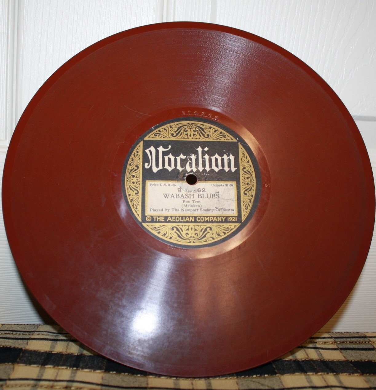 MAKE OFFER 2 1921 Reddish Brown Shellac VOCALION records