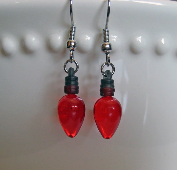 holiday light bulb earrings old fashioned red christmas holiday light bulb earrings old fashioned red christmas