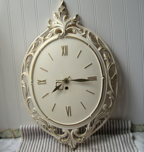 Syroco Clock key wind vintage ornate fleur de by hopeandjoyhome