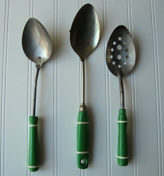 Vintage green handled Spoons kitchen utensils Trio Farmhouse