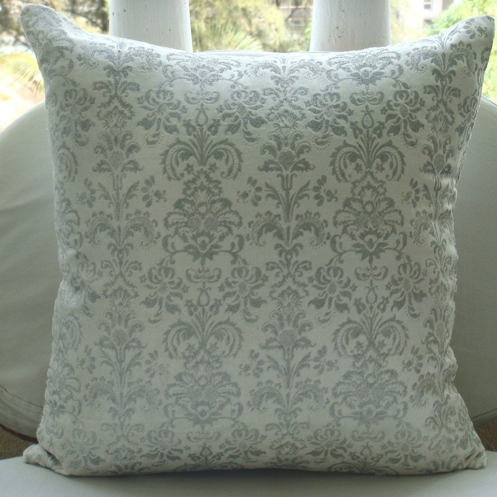 Innocence 16x16 Inches Velvet Pillow Cover with Silver
