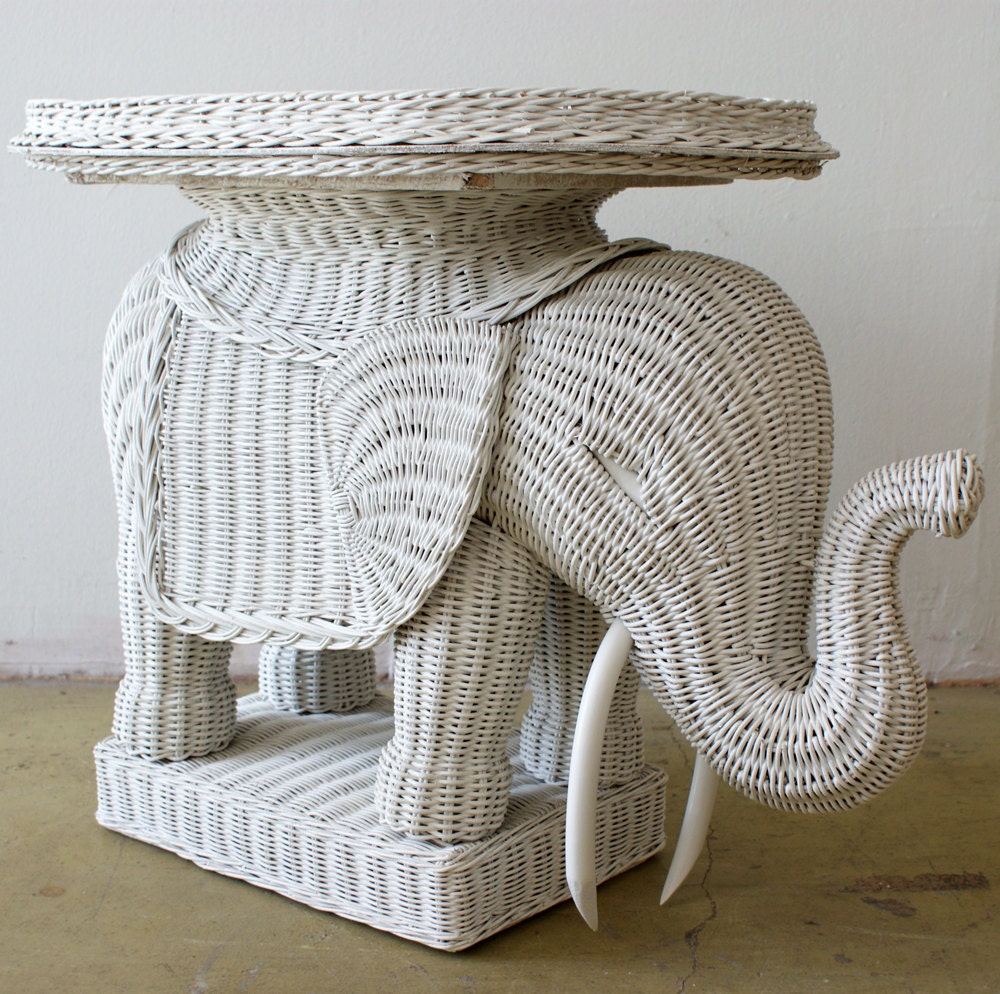 Vintage Wicker Elephant Tray Side Table Hollywood Regency
