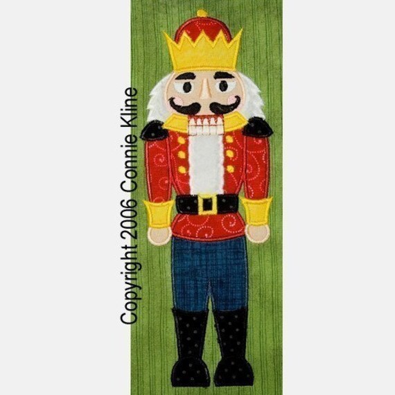 Items similar to Christmas Standing Nutcracker appliquemachine