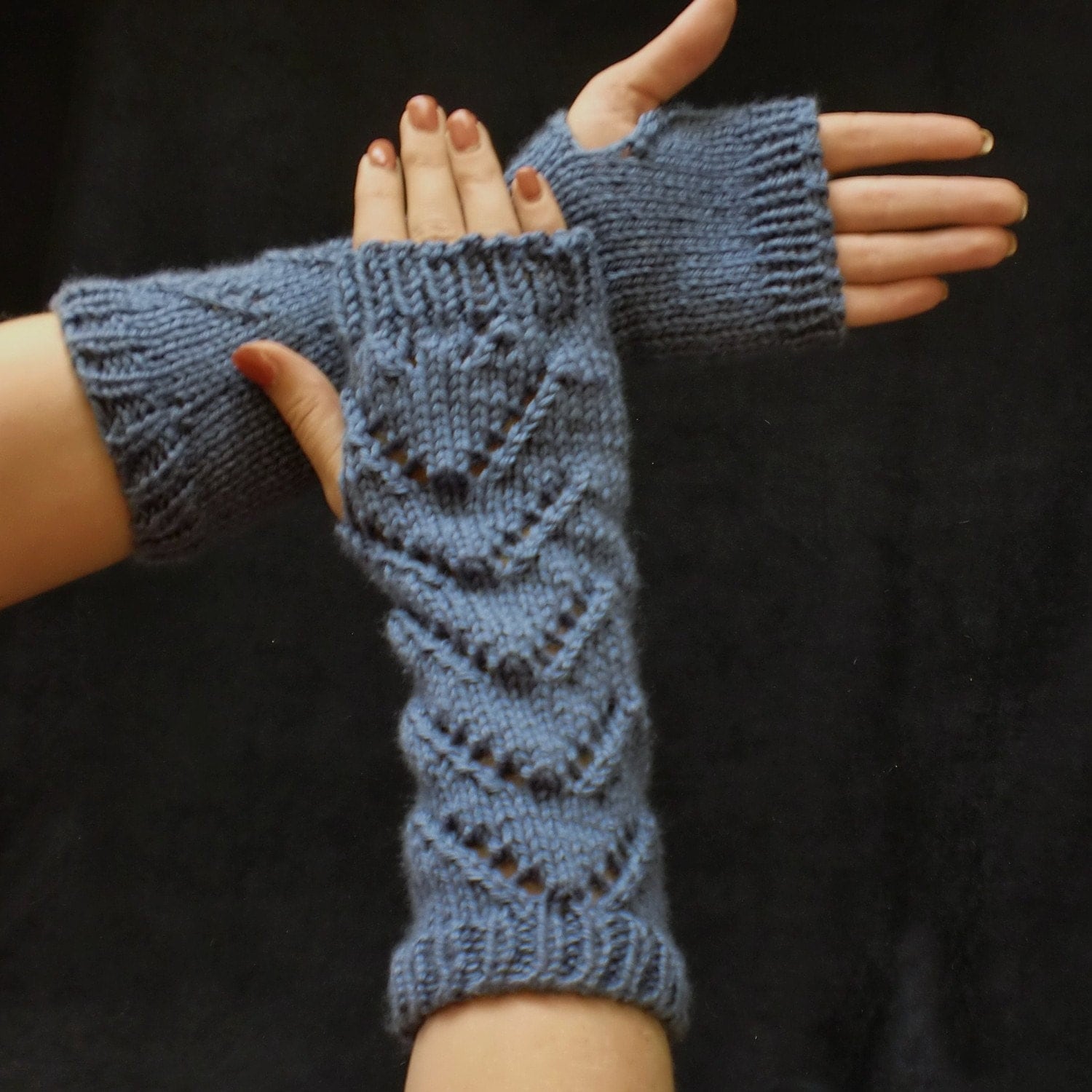 Fingerless Glove Pattern Knit Lace Chevron pdf ok to sell