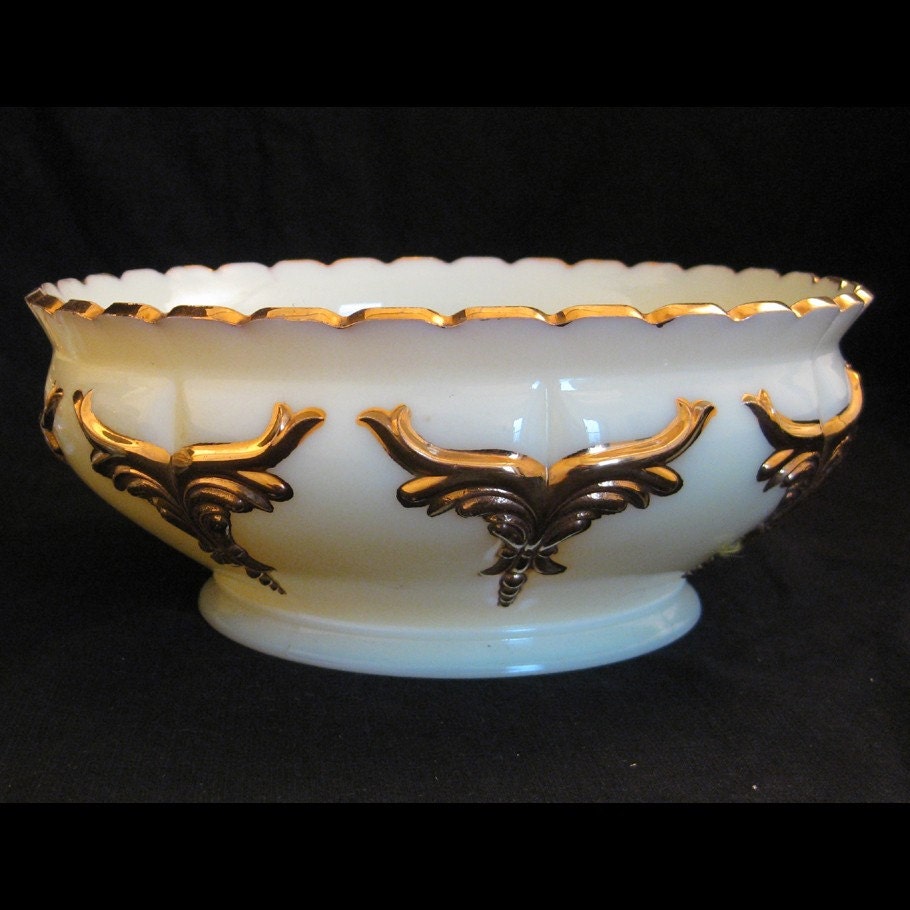 Heisey Custard Glass EAPG Berry Bowl Set