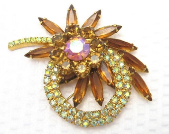 Vintage Rhinestone Brooch Exceptional D&E Juliana Jewelry P2220
