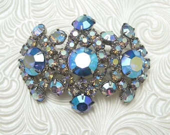 Unusual Blue Rhinestone Brooch Vintage Jewelry P4507