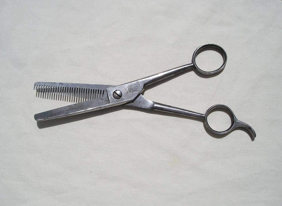 SALE Vintage 'Thinit' Hair Thinning Shears was