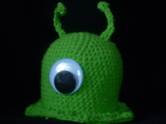 Crocheted Amigurumi Plushie Futurama Brain Slug
